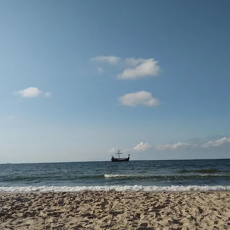 Near Baltic Sea Casa de Férias Dziwnówek